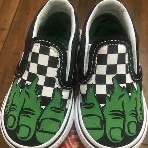 Marvel VANS Hulk size 4T